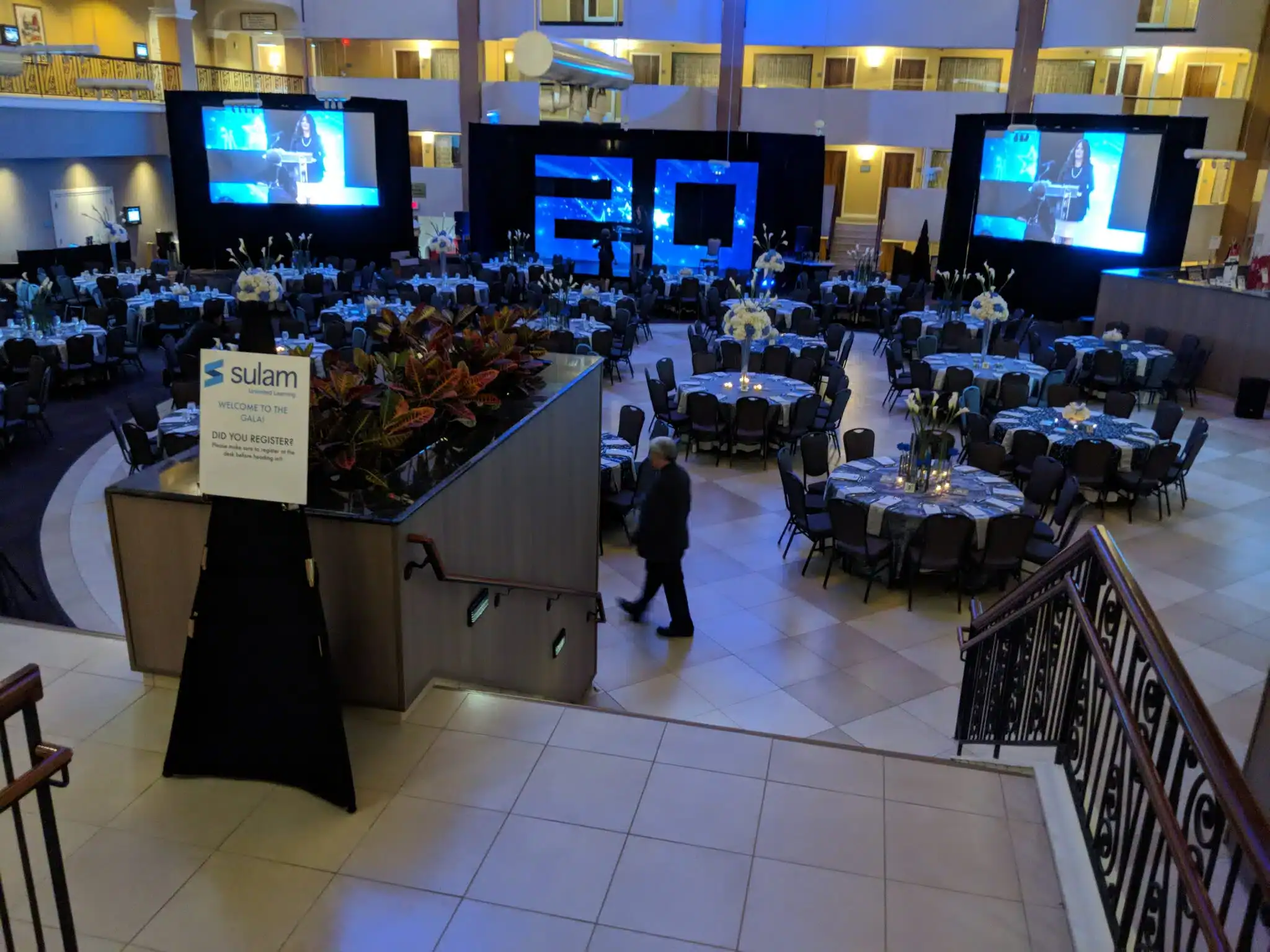 Creative Corporate Event Decors 2025