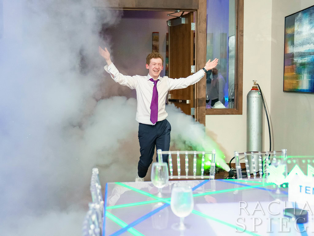 Moving CO2 Jets Lasers